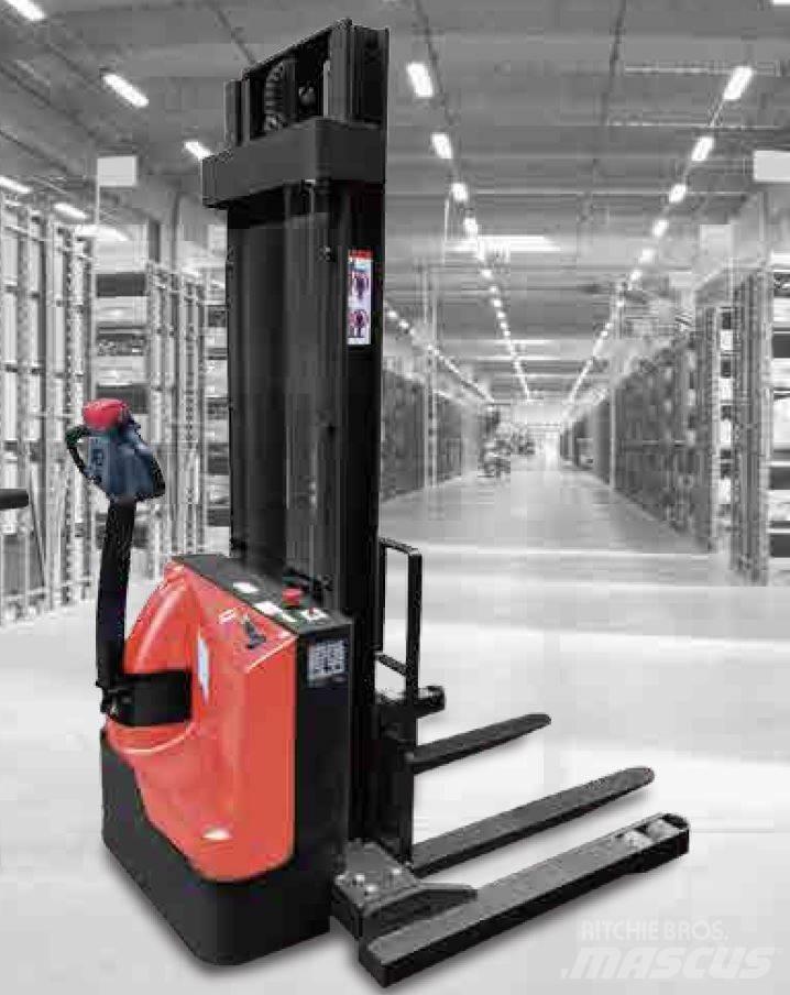 EP ES15-33DM Pedestrian stacker