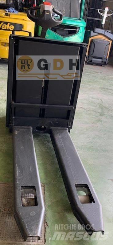 Yale MP20DL Low lifter