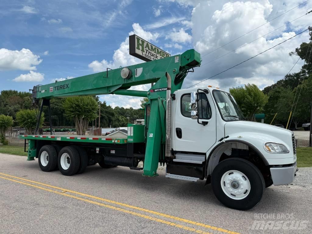 Freightliner M2 Tracked cranes