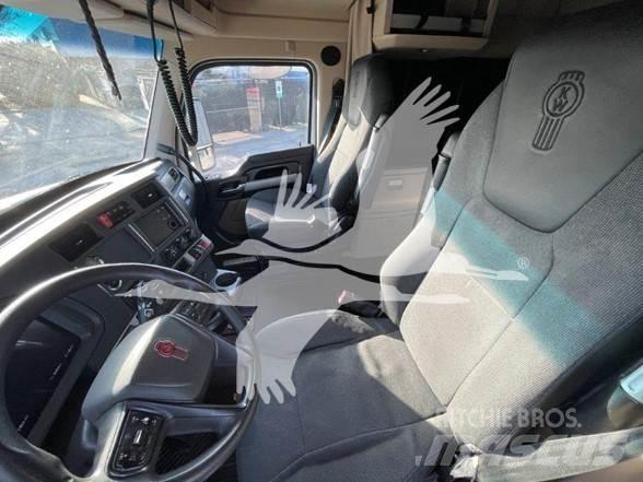 Kenworth T680 Tractor Units