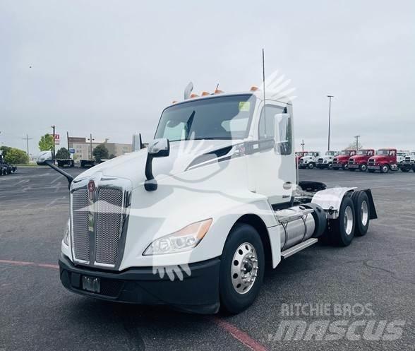 Kenworth T680 Tractor Units
