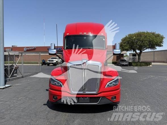 Kenworth T680 Tractor Units