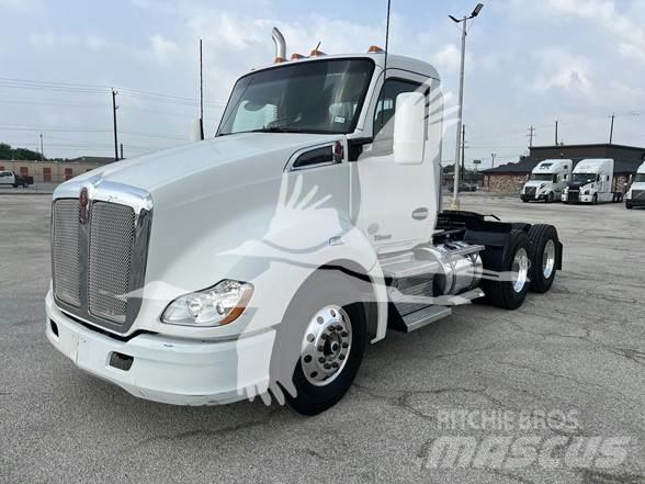 Kenworth T680 Tractor Units