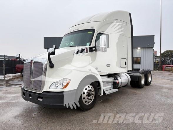 Kenworth T680 Tractor Units