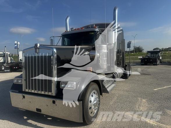 Kenworth W900 Tractor Units