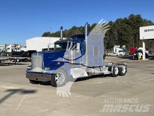 Kenworth W900L Tractor Units