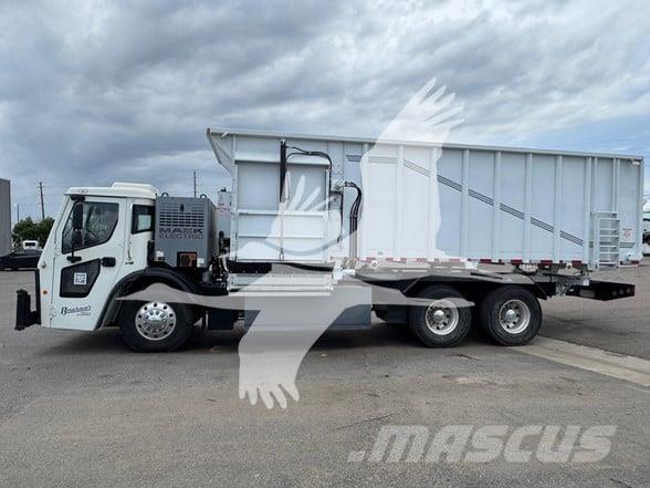 Mack LR64 Construction - Others