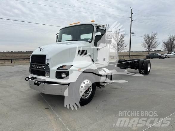 Mack MD6 Construction - Others