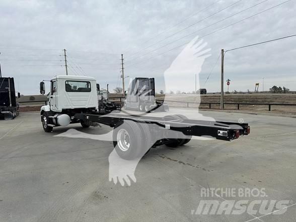 Mack MD6 Construction - Others