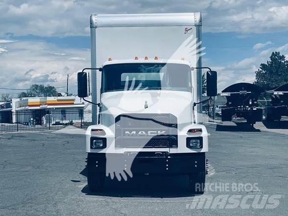 Mack MD6 Construction - Others