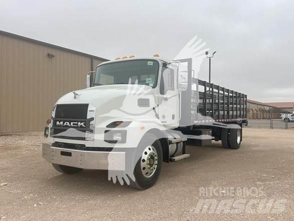 Mack MD6 Construction - Others