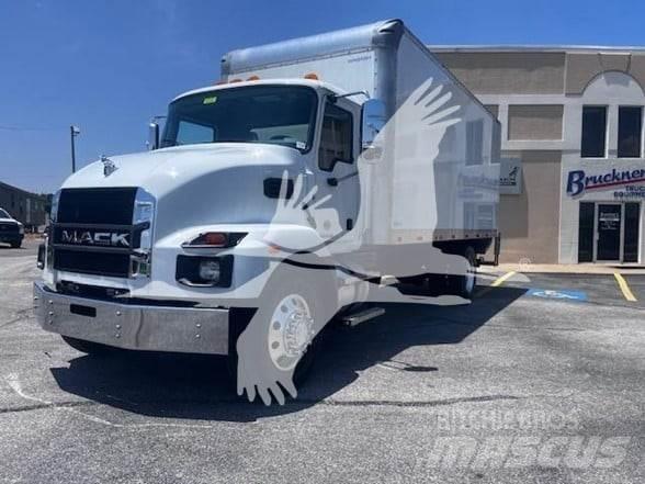 Mack MD6 Construction - Others