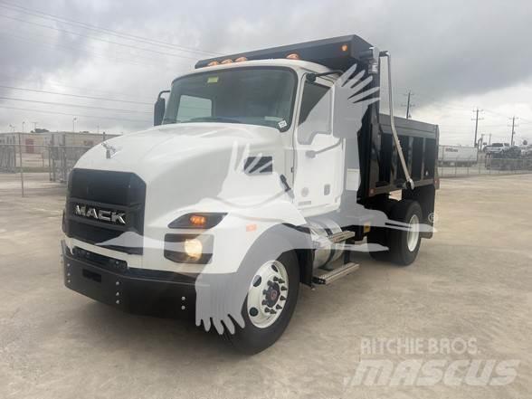 Mack MD6 Tipper trucks