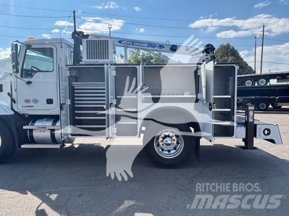 Mack MD6 Construction - Others