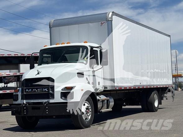 Mack MD6 Construction - Others