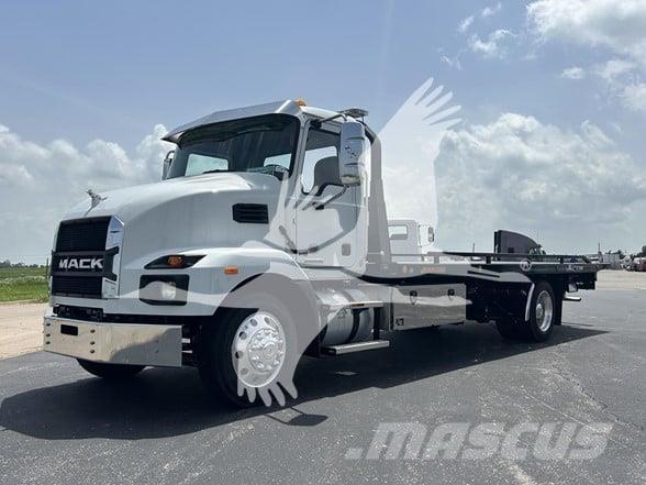 Mack MD6 Construction - Others