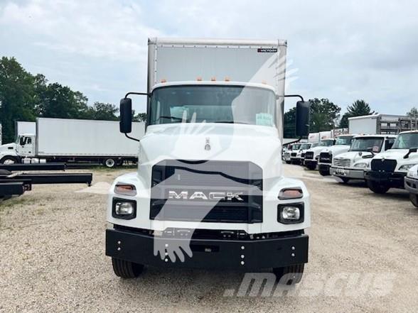 Mack MD6 Construction - Others
