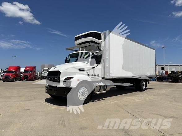 Mack MD6 Construction - Others