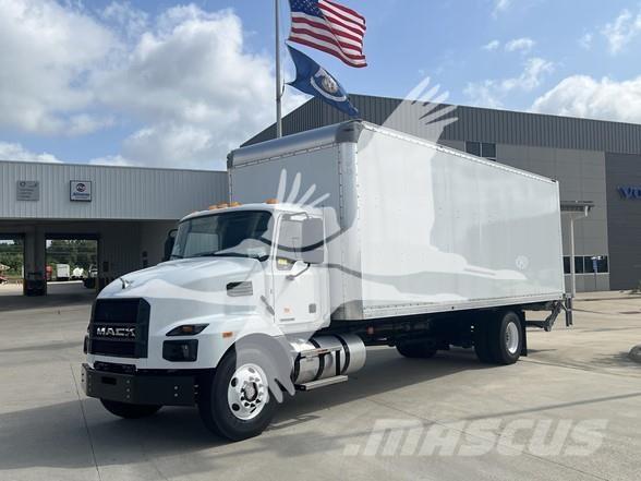 Mack MD6 Construction - Others