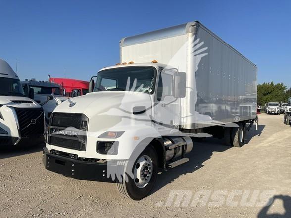 Mack MD6 Construction - Others