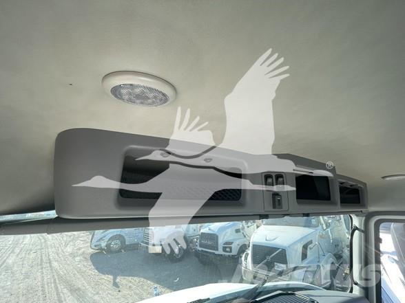 Mack MD6 Construction - Others