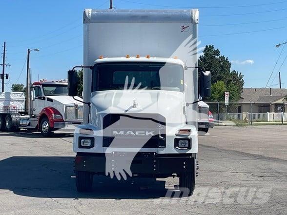 Mack MD6 Construction - Others