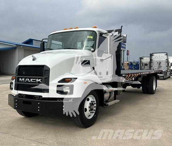 Mack MD6 Flatbed / Dropside trucks