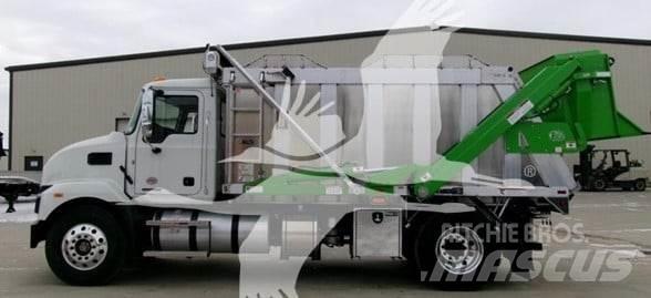 Mack MD7 Construction - Others