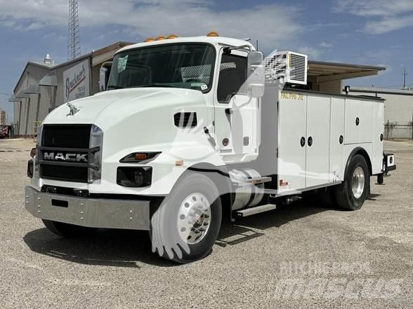 Mack MD7 Construction - Others