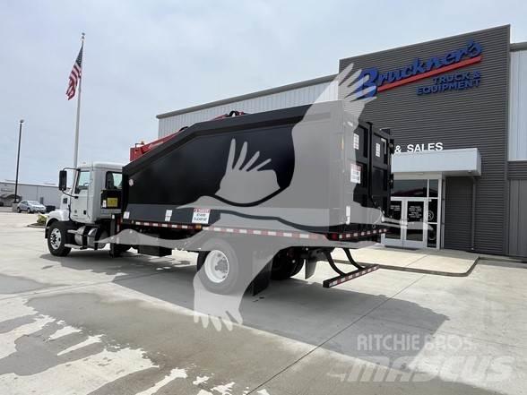 Mack MD7 Construction - Others