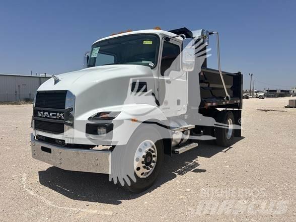 Mack MD7 Tipper trucks