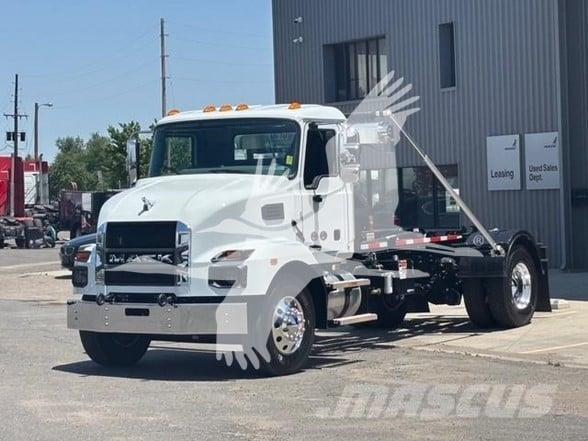 Mack MD7 Construction - Others