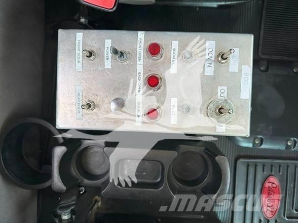 Peterbilt 389 Tractor Units