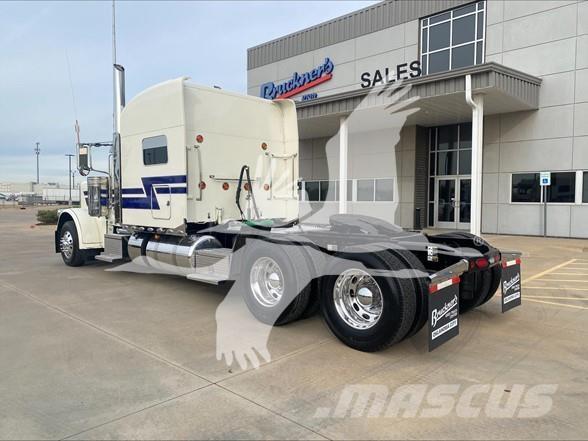 Peterbilt 389 Tractor Units