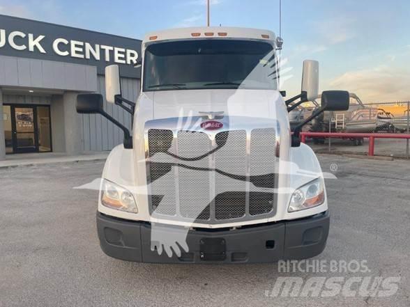 Peterbilt 579 Tractor Units