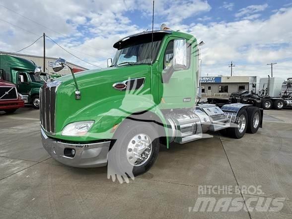 Peterbilt 579 Tractor Units
