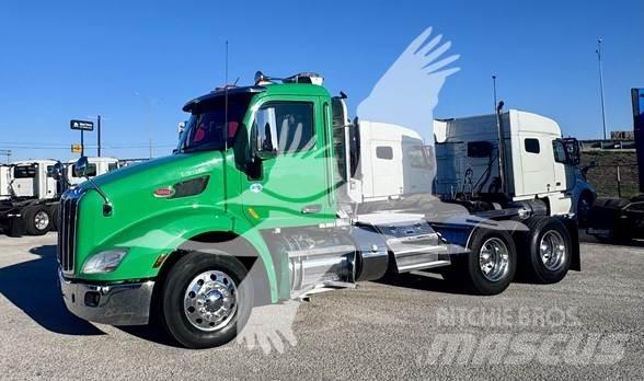 Peterbilt 579 Tractor Units