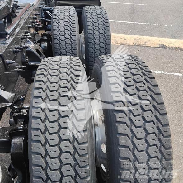 Peterbilt 579 Tractor Units