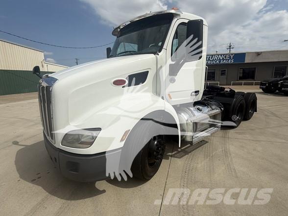 Peterbilt 579 Tractor Units