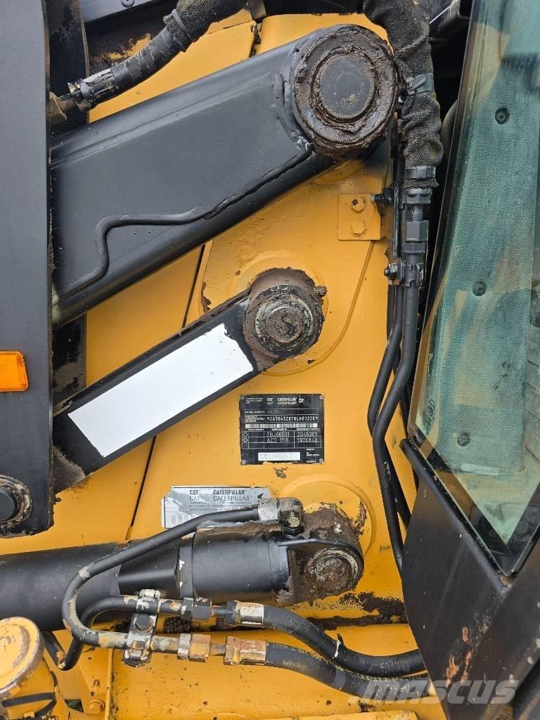 CAT 432 D Premier Backhoe loaders