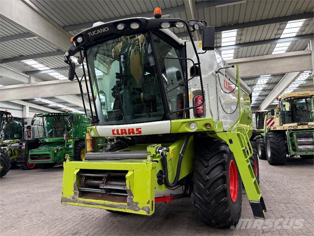 CLAAS Tucano 430 Combine harvesters