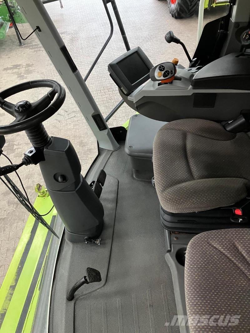 CLAAS Tucano 430 Combine harvesters