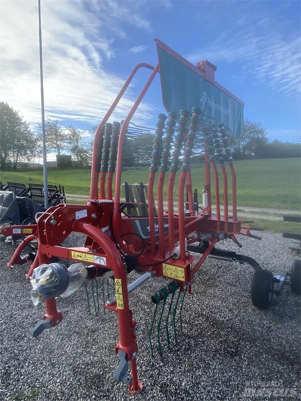 Kverneland 9546 Windrowers