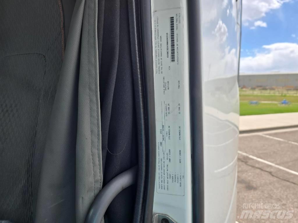Volvo 760 Tractor Units