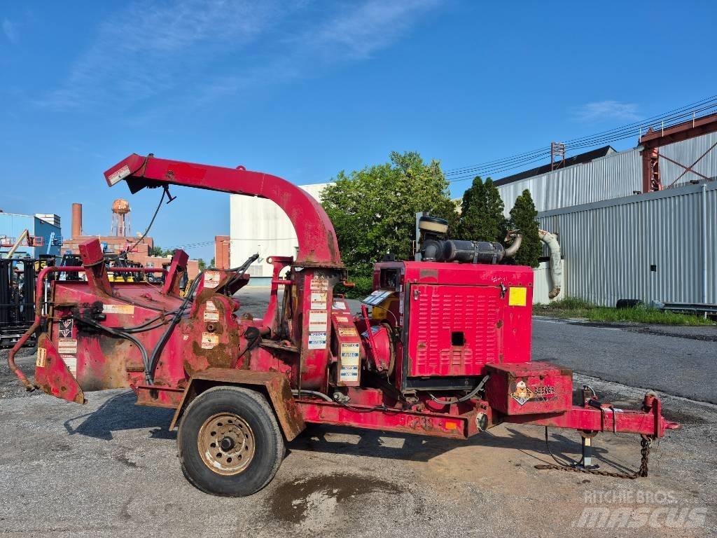 Morbark Beever MX12D Chainsaws and clearing saws