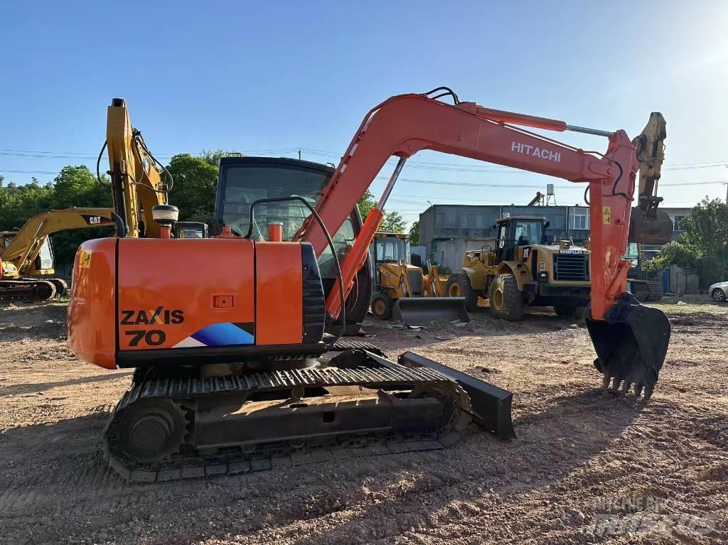 Hitachi ZX 70 Midi excavators  7t - 12t