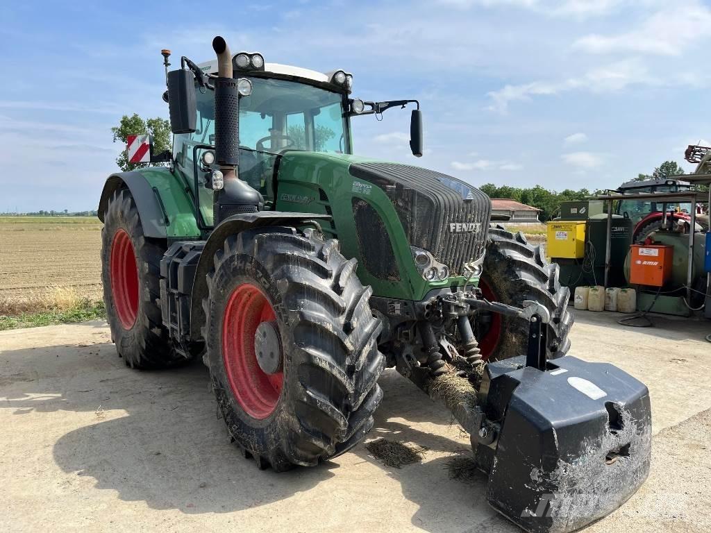 Fendt 939 Vario Tractors