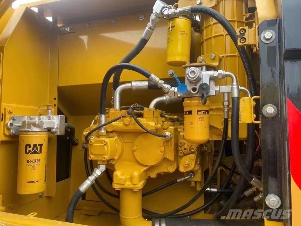 CAT 320d Crawler excavators