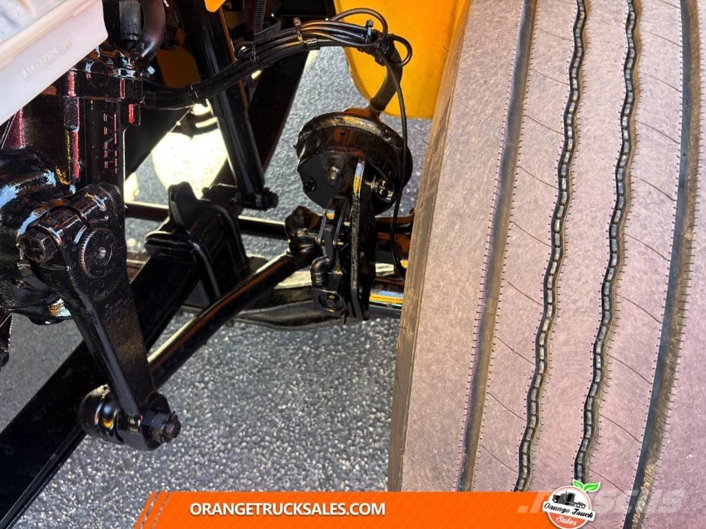 Freightliner M2 Box body trucks