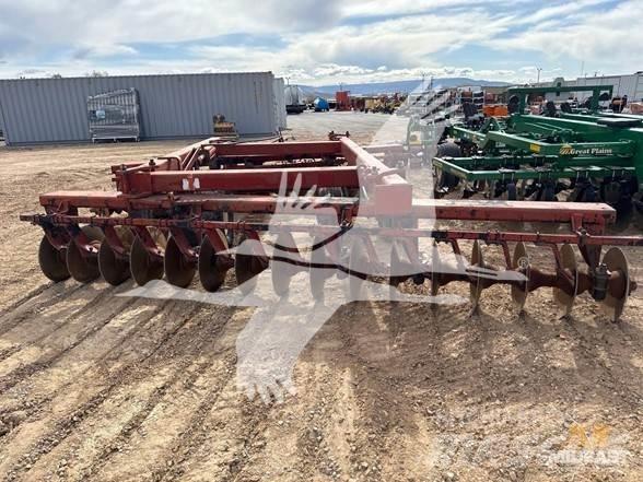  DISK Disc harrows